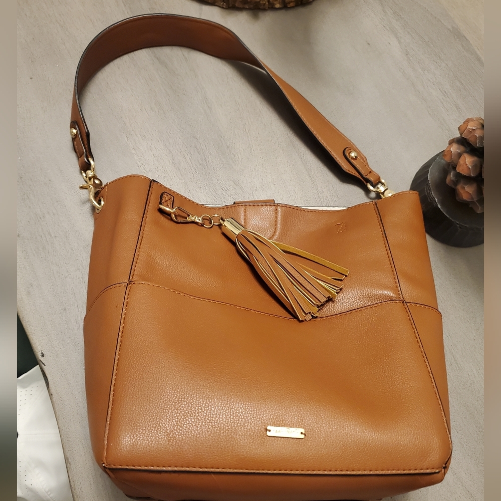 Charlie Paige-Tan Bucket Bag, Great Color, Included change purse/wallet